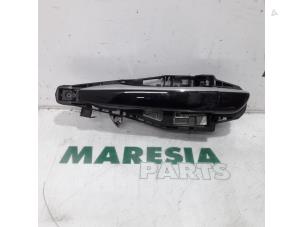 Gebrauchte Türgriff 4-türig links hinten Citroen C4 Picasso (3D/3E) 1.6 e-HDi 115 Preis € 50,00 Margenregelung angeboten von Maresia Parts