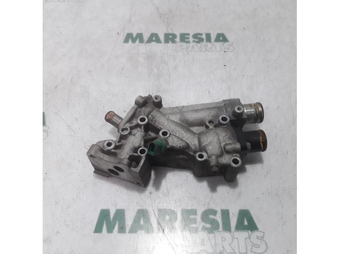 Thermostat De Moteur Pour Citroën Peugeot 1.8 2.0 16V - Pièce D'occasion Fonctionnelle