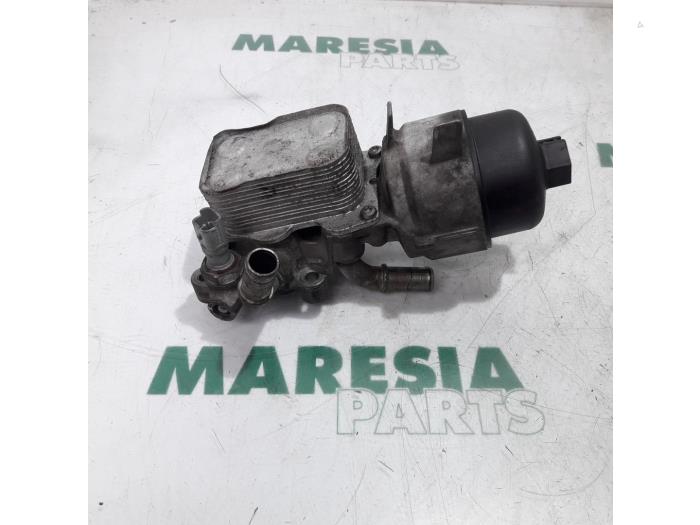 Gebrauchte Ölfilterhalter Citroen C4 Grand Picasso (UA) 2.0 HDiF 16V 135 Preis € 50,00 Margenregelung angeboten von Maresia Parts