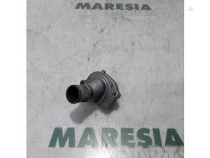 Usados Cuerpo de termostato Fiat Panda (169) 1.2 Fire Precio € 25,00 Norma de margen ofrecido por Maresia Parts