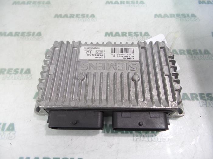 Used Automatic gearbox computer Citroen C5 I Berline (DC) 2.0 16V Price € 75,00 Margin scheme offered by Maresia Parts