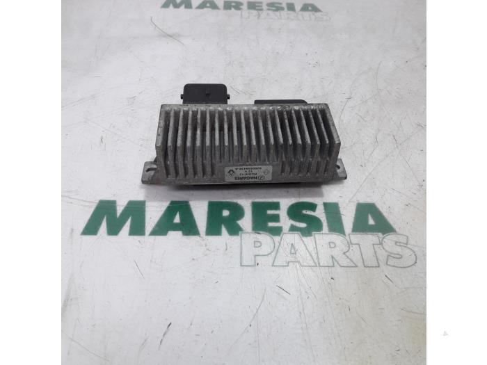 Używane Przekaznik Renault Master III (MA/MB/MC/MD/MH/MF/MG/MH) 2.3 dCi 16V Cena € 30,25 Z VAT oferowane przez Maresia Parts
