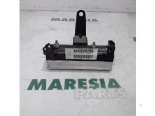 Used Rear door airbag 4-door, right Peugeot 407 SW (6E) 2.0 HDiF 16V Price € 45,00 Margin scheme offered by Maresia Parts