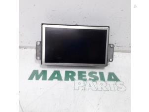 Used Navigation display Peugeot 407 SW (6E) 2.0 HDiF 16V Price € 210,00 Margin scheme offered by Maresia Parts