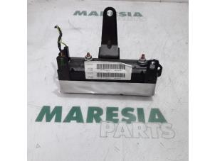 Used Rear door airbag 4-door, left Peugeot 407 SW (6E) 2.0 HDiF 16V Price € 45,00 Margin scheme offered by Maresia Parts