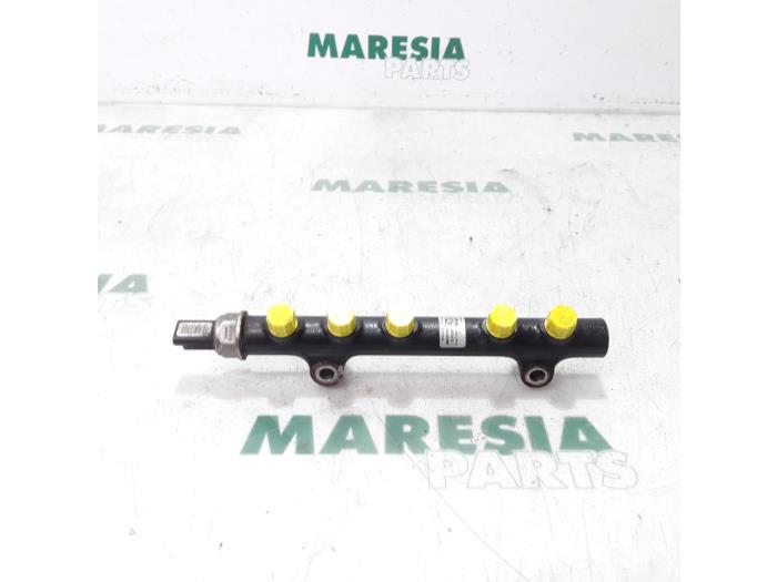 Usagé Système d'injection Citroen C4 Picasso (3D/3E) 1.6 e-HDi 115 Prix € 50,00 Règlement à la marge proposé par Maresia Parts