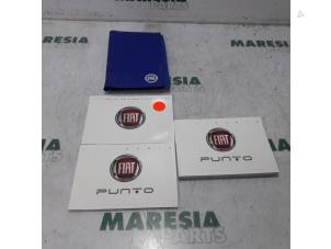 Usagé Livret d'instructions Fiat Punto Evo (199) 1.3 JTD Multijet 85 16V Euro 5 Prix € 25,00 Règlement à la marge proposé par Maresia Parts