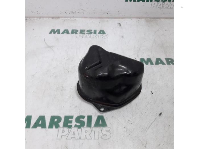 8200297214 renault крышка