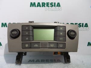 Usagé Panneau de commandes chauffage Fiat Stilo (192A/B) 2.4 20V Abarth 3-Drs. Prix € 25,00 Règlement à la marge proposé par Maresia Parts