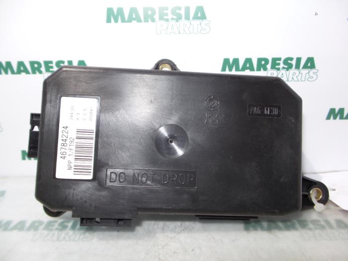 Usagé Ordinateur divers Fiat Stilo (192A/B) 2.4 20V Abarth 3-Drs. Prix € 35,00 Règlement à la marge proposé par Maresia Parts