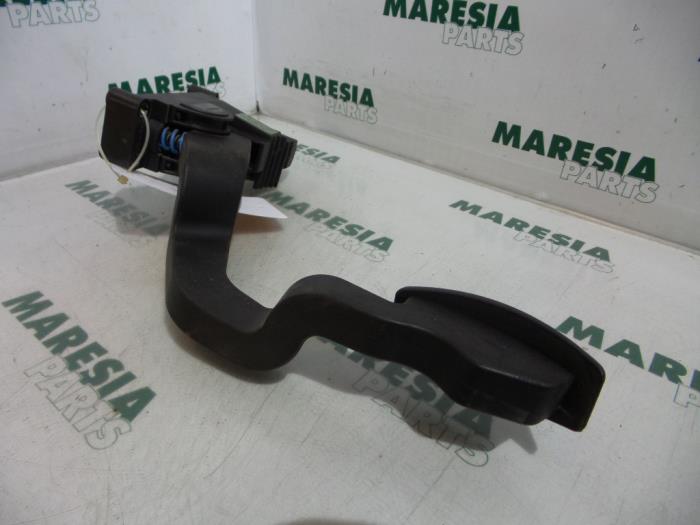 Gebrauchte Gaspedalposition Sensor Fiat Stilo MW (192C) 1.9 JTD 115 Preis € 25,00 Margenregelung angeboten von Maresia Parts