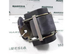 Used Rear seatbelt, left Renault Espace (JE) 2.0 16V Price € 25,00 Margin scheme offered by Maresia Parts