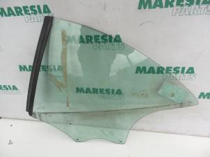 Used Window 2-door, rear left Peugeot 307 CC (3B) 2.0 16V Price € 75,00 Margin scheme offered by Maresia Parts