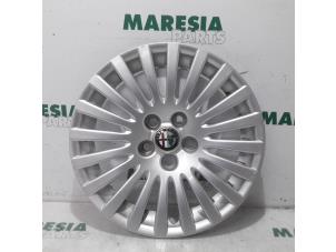 Used Wheel cover (spare) Alfa Romeo 159 Sportwagon (939BX) 1.8 MPI 16V Price € 15,00 Margin scheme offered by Maresia Parts