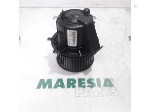 Używane Silnik wentylatora nagrzewnicy Citroen C3 (SC) 1.0 Vti 68 12V Cena € 25,00 Procedura marży oferowane przez Maresia Parts