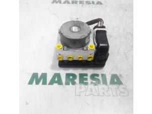 Usados Bomba ABS Citroen C3 (SC) 1.0 Vti 68 12V Precio € 119,95 Norma de margen ofrecido por Maresia Parts