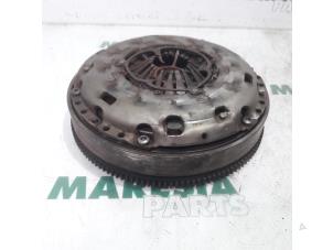 Used Flywheel Peugeot 5008 I (0A/0E) 2.0 HDiF 16V Price € 262,50 Margin scheme offered by Maresia Parts