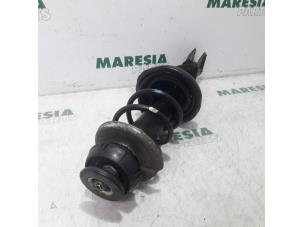 Used Front shock absorber rod, left Renault Twingo II (CN) 1.5 dCi 90 FAP Price € 34,00 Margin scheme offered by Maresia Parts