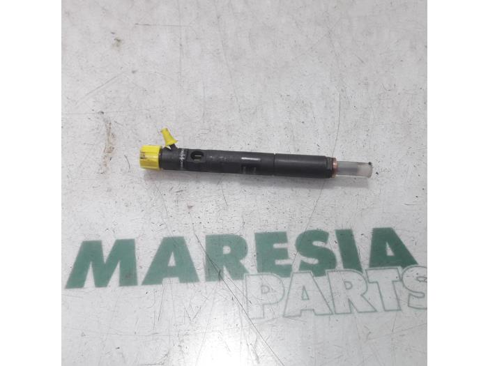 Usagé Injecteurs Renault Twingo II (CN) 1.5 dCi 90 FAP Prix € 89,99 Règlement à la marge proposé par Maresia Parts