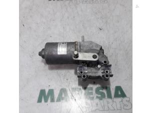 Used Front wiper motor Alfa Romeo MiTo (955) 1.4 Multi Air 16V Price € 35,00 Margin scheme offered by Maresia Parts