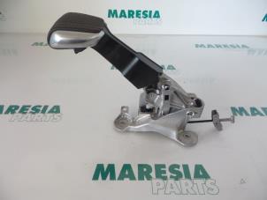 Used Parking brake lever Peugeot 2008 (CU) 1.6 VTI 16V Price € 50,00 Margin scheme offered by Maresia Parts