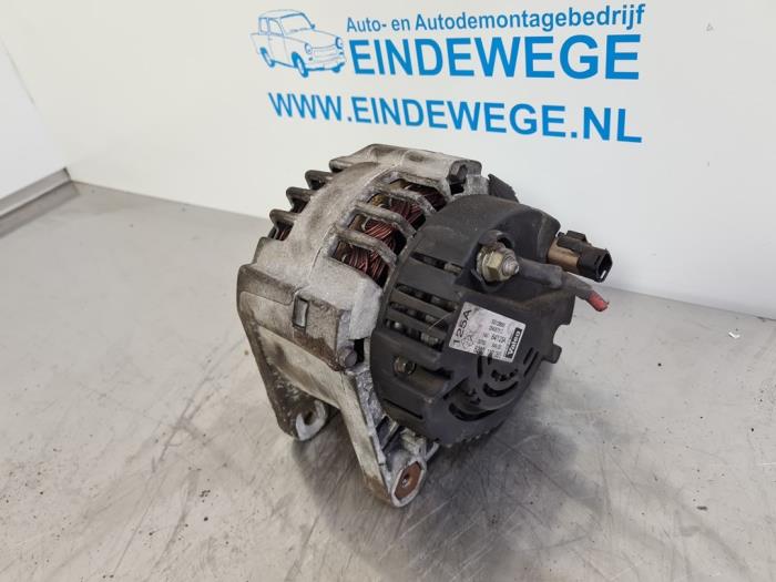 Used Dynamo Renault Laguna II (BG) 1.8 16V Price € 40,00 Margin scheme offered by Auto- en demontagebedrijf Eindewege