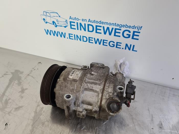 Usagé Pompe clim Seat Ibiza III (6L1) 1.4 16V 75 Prix € 65,00 Règlement à la marge proposé par Auto- en demontagebedrijf Eindewege