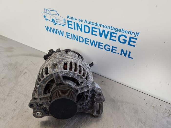 Begagnade Dynamo Volkswagen Fox (5Z) 1.4 TDI Pris € 35,00 Marginaltabell erbjuds av Auto- en demontagebedrijf Eindewege