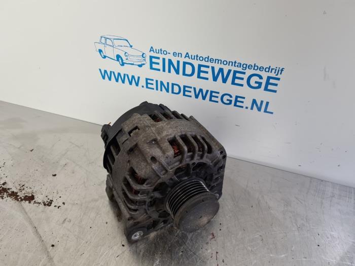 Begagnade Dynamo Renault Laguna II (BG) 1.8 16V Pris € 40,00 Marginaltabell erbjuds av Auto- en demontagebedrijf Eindewege