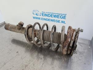 Begagnade Stötdämparstång, höger fram Peugeot 406 (8B) 1.8 S,SL,ST,STX 16V Pris € 35,00 Marginaltabell erbjuds av Auto- en demontagebedrijf Eindewege