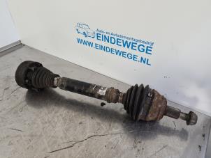 Usados Eje de transmisión izquierda delante Volkswagen Golf IV (1J1) 1.9 TDI 100 Precio € 35,00 Norma de margen ofrecido por Auto- en demontagebedrijf Eindewege