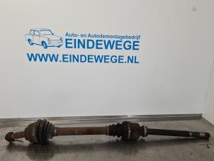 Usagé Cardan droit (transmission) Peugeot 407 SW (6E) 1.6 HDi 16V Prix € 40,00 Règlement à la marge proposé par Auto- en demontagebedrijf Eindewege