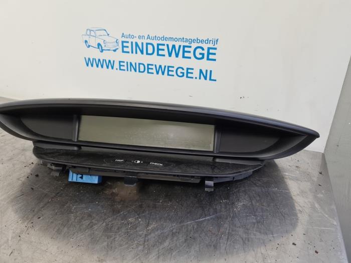 Begagnade Innerdisplay Citroen C4 Coupé (LA) 1.6 16V Pris € 75,00 Marginaltabell erbjuds av Auto- en demontagebedrijf Eindewege