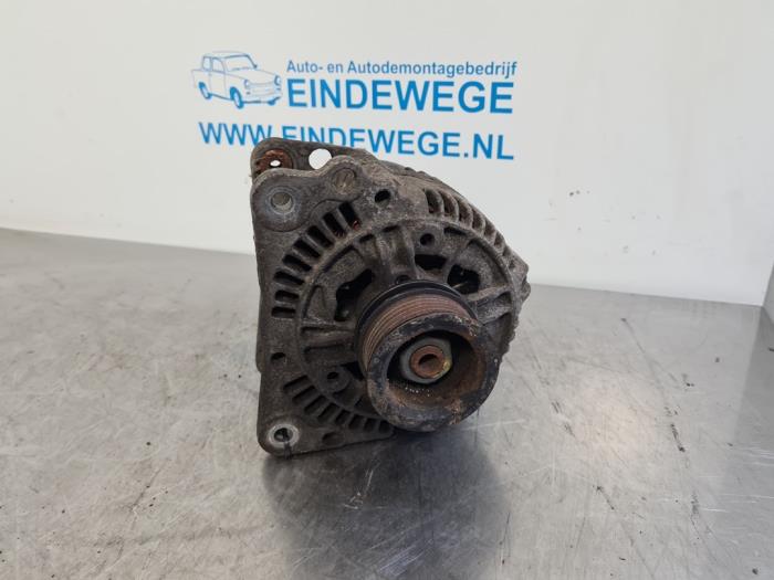 Używane Pradnica Volkswagen Golf IV (1J1) 1.6 Cena € 30,00 Procedura marży oferowane przez Auto- en demontagebedrijf Eindewege