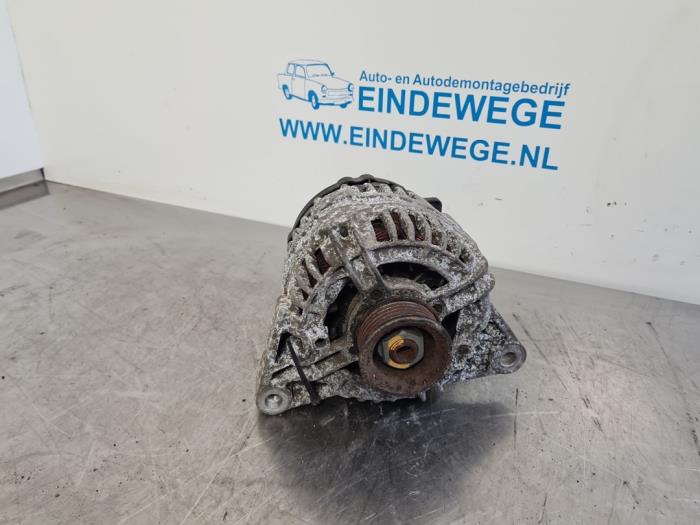 Begagnade Dynamo Skoda Fabia (6Y2) 1.4i Pris € 30,00 Marginaltabell erbjuds av Auto- en demontagebedrijf Eindewege