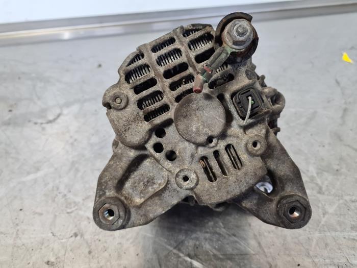 Dynamo d'un Nissan Kubistar (F10) 1.5 dCi 65 2004
