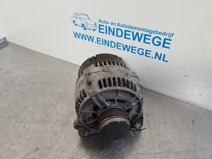 Usagé Dynamo Audi A4 (B5) 1.9 TDI Prix € 40,00 Règlement à la marge proposé par Auto- en demontagebedrijf Eindewege