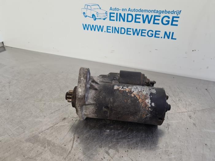 Usagé Démarreur Volkswagen Golf III Cabrio Restyling (1E7) 1.8 Prix € 30,00 Règlement à la marge proposé par Auto- en demontagebedrijf Eindewege