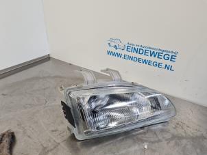 Used Headlight, right Honda Civic (EG) Price € 30,00 Margin scheme offered by Auto- en demontagebedrijf Eindewege