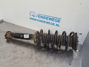 Used Front shock absorber rod, left Peugeot 407 SW (6E) 2.0 HDiF 16V Price € 30,00 Margin scheme offered by Auto- en demontagebedrijf Eindewege