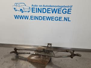 Usados Mecanismo y motor de limpiaparabrisas Volkswagen Caddy II (9K9A) 1.9 SDI Precio € 30,00 Norma de margen ofrecido por Auto- en demontagebedrijf Eindewege
