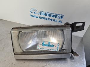 Used Headlight, right Volvo 740 Estate 2.3 GL,GLE Price € 30,00 Margin scheme offered by Auto- en demontagebedrijf Eindewege