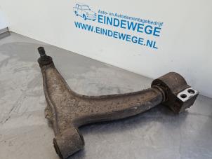 Usagé Bras de suspension avant droit Opel Vectra C GTS 1.8 16V Prix € 25,00 Règlement à la marge proposé par Auto- en demontagebedrijf Eindewege