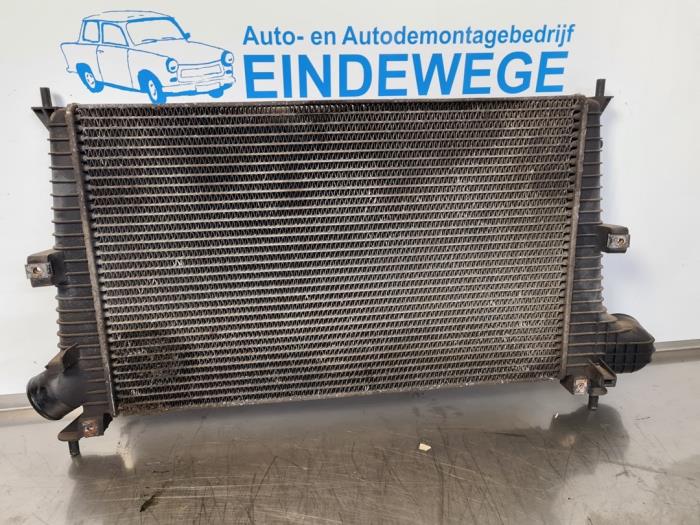 Usados Intercooler Saab 9-5 (YS3E) 2.0t 16V Precio € 35,00 Norma de margen ofrecido por Auto- en demontagebedrijf Eindewege