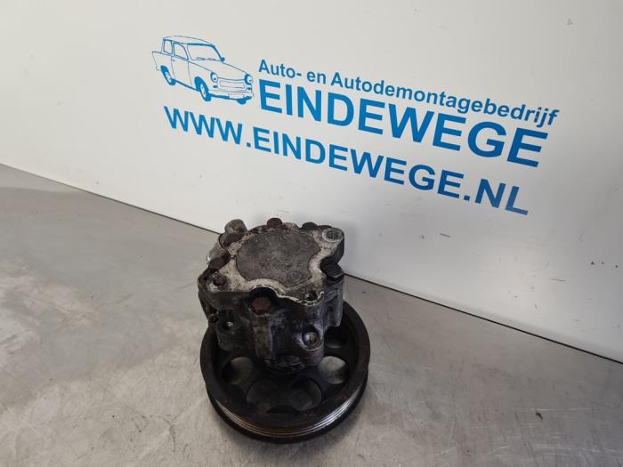 Usagé Pompe de direction Saab 9-5 (YS3E) 2.0t 16V Prix € 50,00 Règlement à la marge proposé par Auto- en demontagebedrijf Eindewege