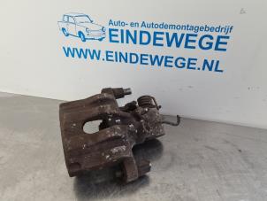 Used Rear brake calliper, left Renault Laguna II Grandtour (KG) 1.8 16V Price € 30,00 Margin scheme offered by Auto- en demontagebedrijf Eindewege