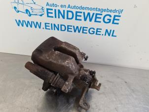 Used Rear brake calliper, right Renault Megane II (BM/CM) 1.6 16V Price € 35,00 Margin scheme offered by Auto- en demontagebedrijf Eindewege