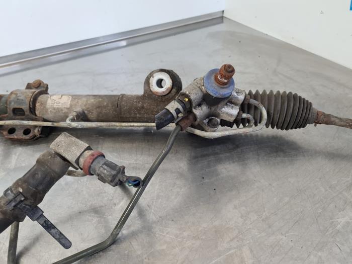 Power steering box Nissan Almera Tino 1.8 16V 490014U21A NISSAN