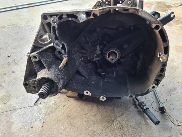 Gearbox Renault Megane 1.4 16V - 7701714682 K4JC7 JB3973 