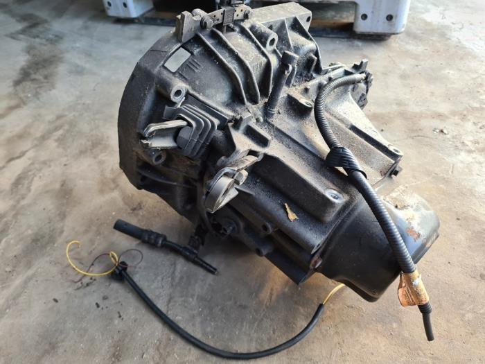 Gearbox Renault Megane 1.4 16V - 7701714682 K4JC7 JB3973 